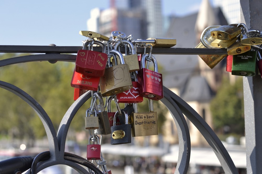 Love locks, Frankfurt, Germany